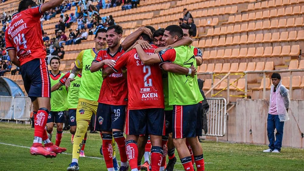 Imagen para La Trinca pinta de rojo Oaxaca; Irapuato vence a Alebrijes en un duelo intenso